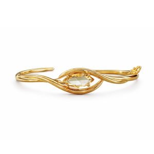 Bracelete sofisticado com design orgânico e acabamento dourado de alto brilho